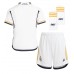 Camiseta Real Madrid Primera Equipación para niños 2023-24 manga corta (+ pantalones cortos)